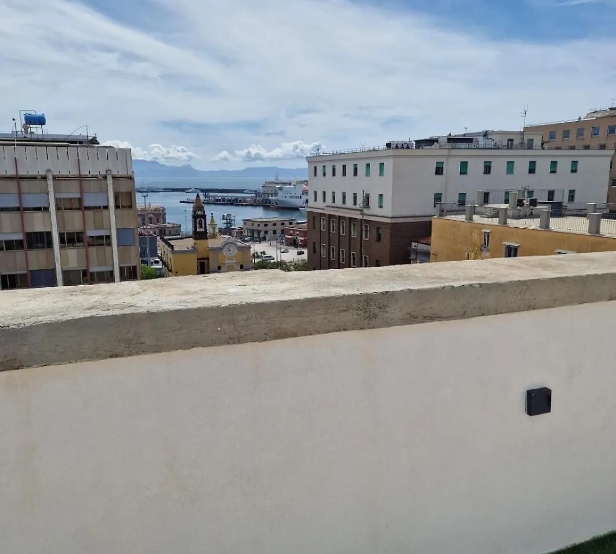 Incoming Roof Bovio Hotel Naples Guest house