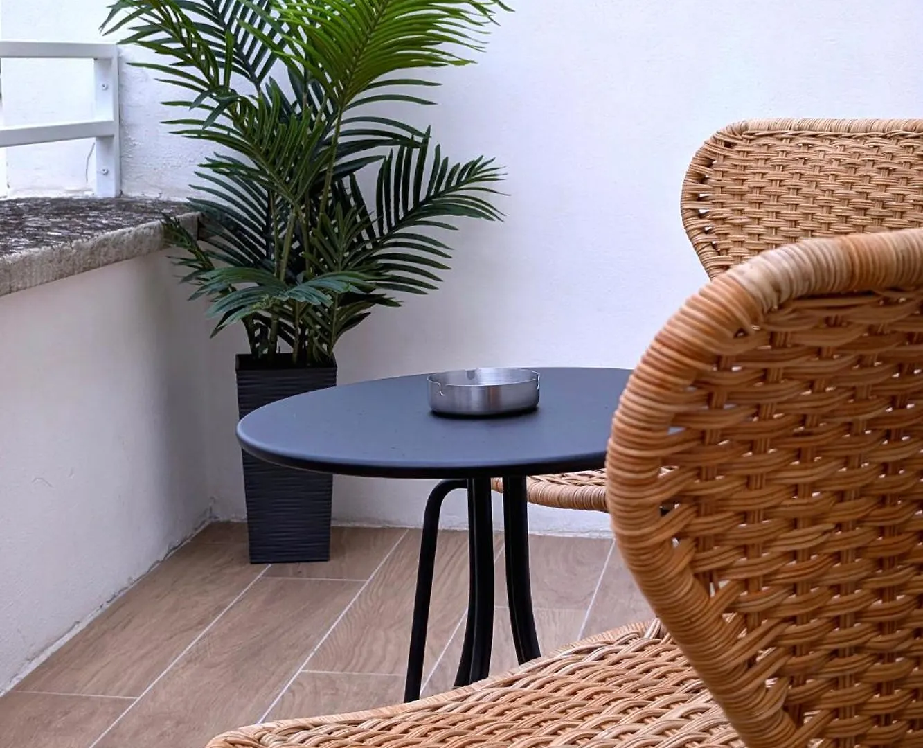 Incoming Roof Bovio Hotel Naples Guest house